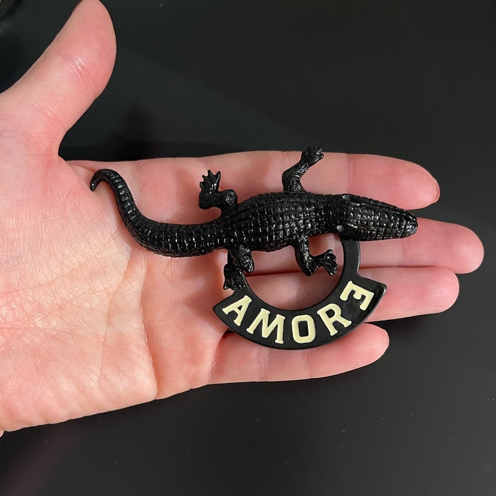 H&M Brooch Amore